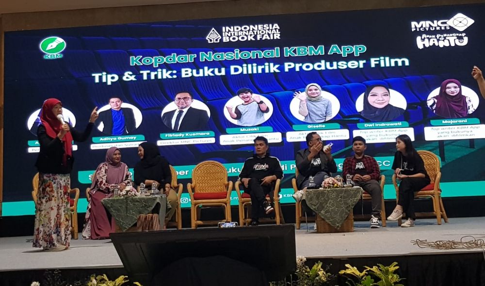 Penulis KBM App  © 2022 brilio.net