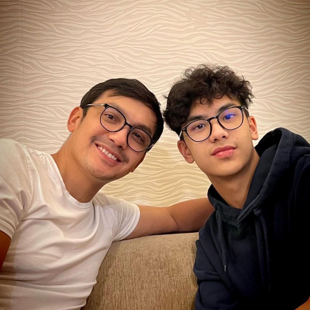 potret kebersamaan Gunawan dan anak sulungnya © berbagai sumber potret kebersamaan Gunawan dan anak sulungnya © berbagai sumber