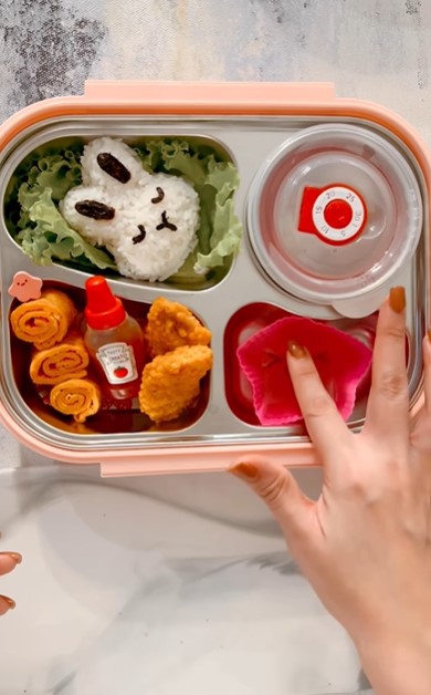 10 Kreasi bekal anak ala Chelsea Olivia, auto bikin lahap makan