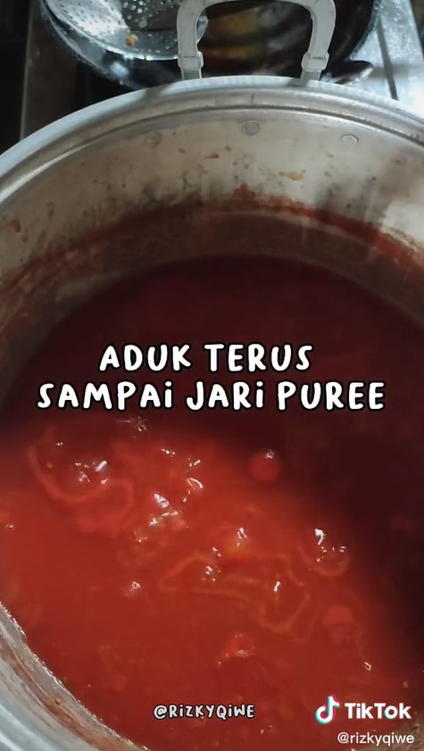 Bisa tahan lama, ini 7 cara bikin saus tomat tanpa bahan pengawet