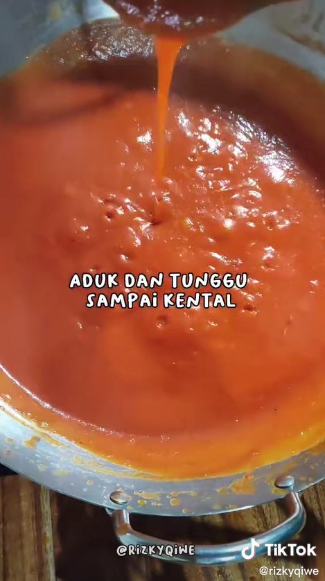 Bisa tahan lama, ini 7 cara bikin saus tomat tanpa bahan pengawet