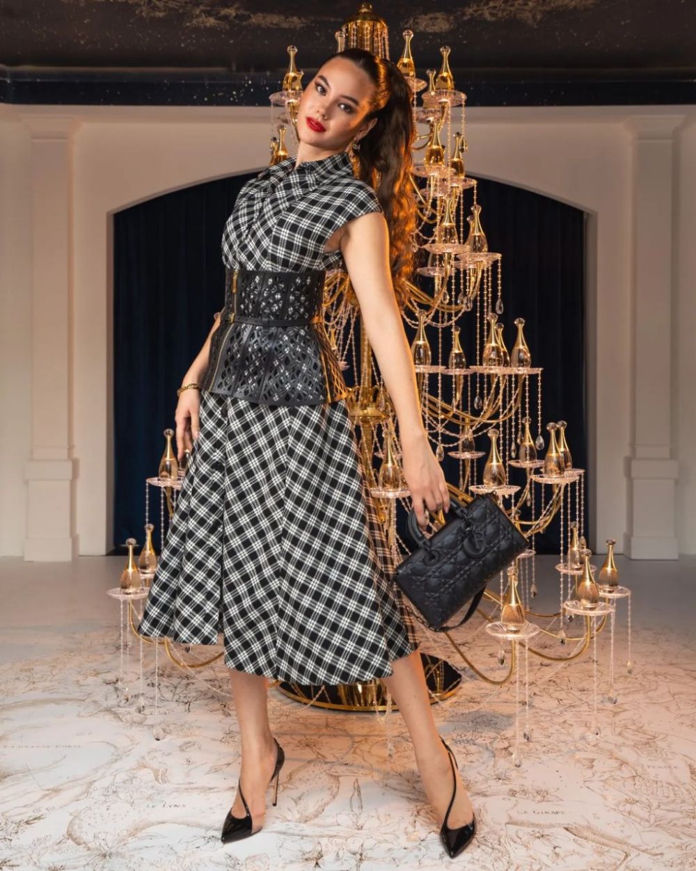 seleb ikuti Dior Singapura © 2022 brilio.net seleb ikuti Dior Singapura © 2022 brilio.net