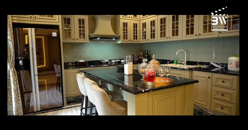 11 Potret dapur mewah Prilly Latuconsina, megah bak hotel bintang lima berbagai sumber