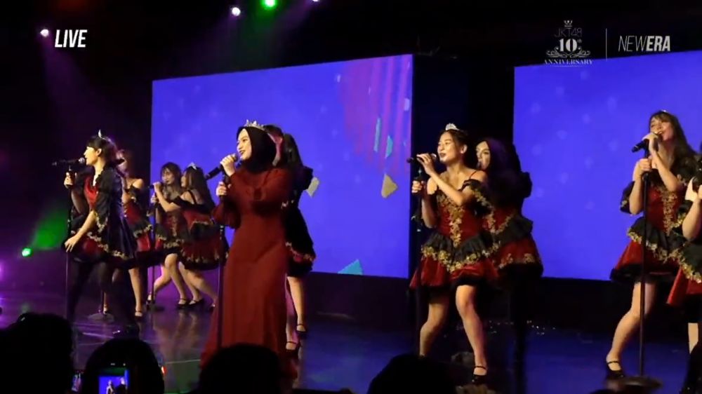 momen Melody manggung bareng JKT48 © berbagai sumber