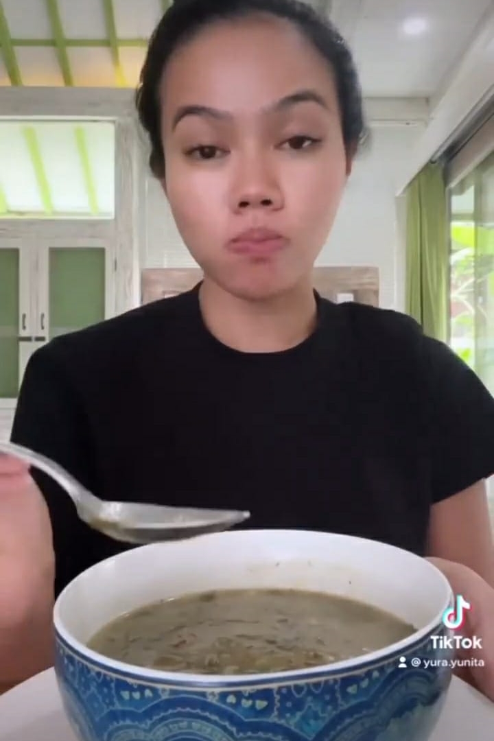 10 Makanan dikonsumsi Yura Yunita, bantu tubuh dan mental tetap sehat
