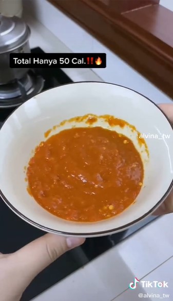 Cara bikin sambal terasi yang cocok buat diet, cuma 50 kalori