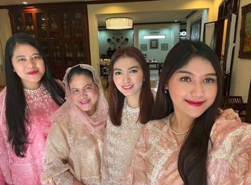 kedekatan Erina Gudono dengan keluarga Kaesang © 2022 brilio.net