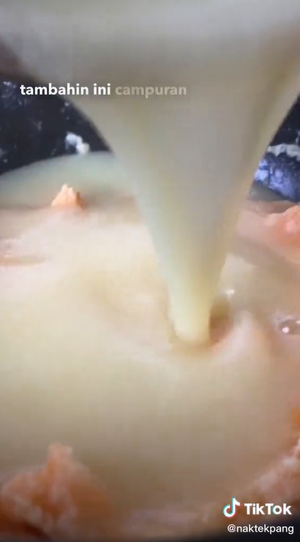 7 Cara bikin selai telur asin untuk isian bakpao, praktis dan enak