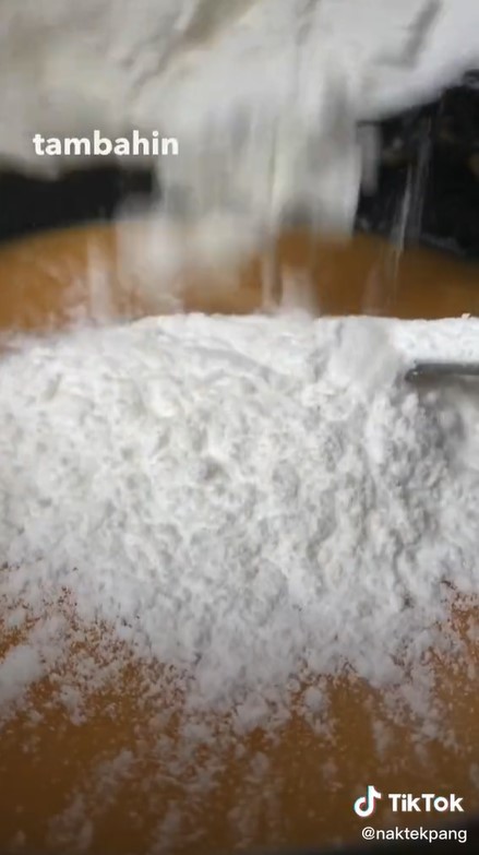 7 Cara bikin selai telur asin untuk isian bakpao, praktis dan enak