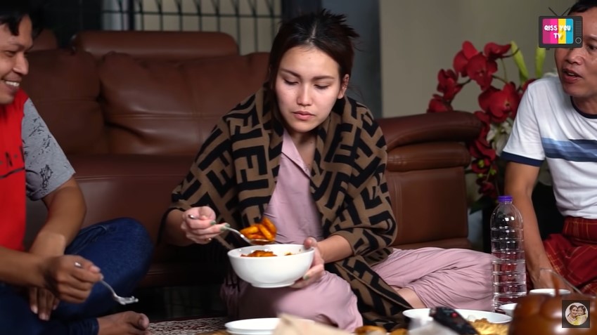 10 Inspirasi lauk ala Rozak ayah Ayu Ting Ting, sederhana khas rumahan