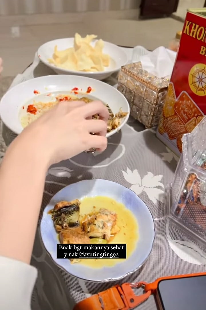 10 Inspirasi lauk ala Rozak ayah Ayu Ting Ting, sederhana khas rumahan