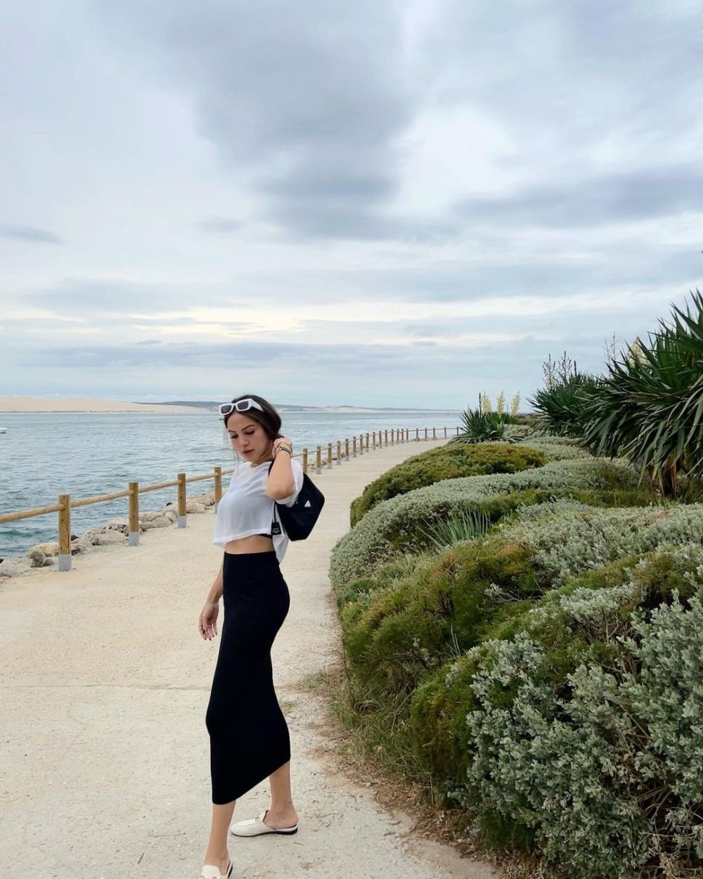 Foto mesra bareng Gading Marten, ini 11 pesona Paola Serena berbagai sumber