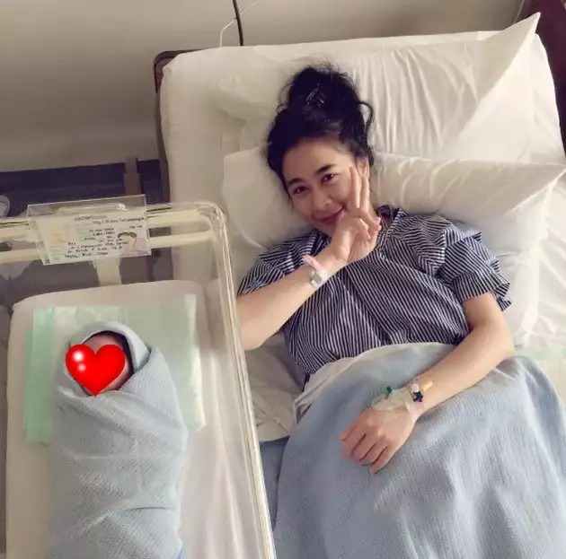 Pesona 10 pedangdut usai lahiran © 2022 brilio.net Pesona 10 pedangdut usai lahiran © 2022 brilio.net