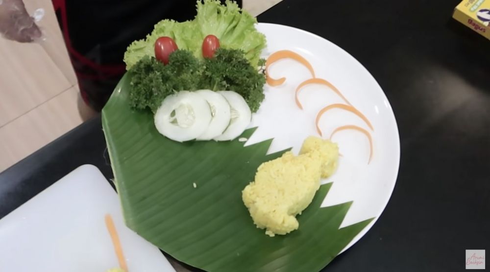9 Cara Arumi Bachsin plating nasi kuning, menu sederhana jadi spesial