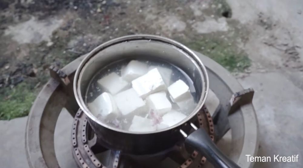 9 Cara membuat tahu Sumedang dari tahu putih biasa, gurih dan lezat