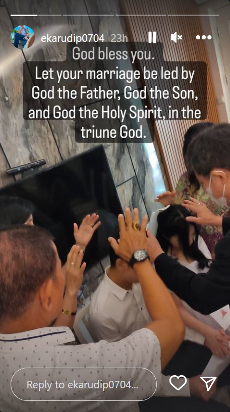 Kapten Vincent menikah © berbagai sumber Kapten Vincent menikah © berbagai sumber