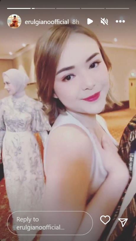 Amanda Manopo bridesmaid Glenca Chysara © berbagai sumber Amanda Manopo bridesmaid Glenca Chysara © berbagai sumber