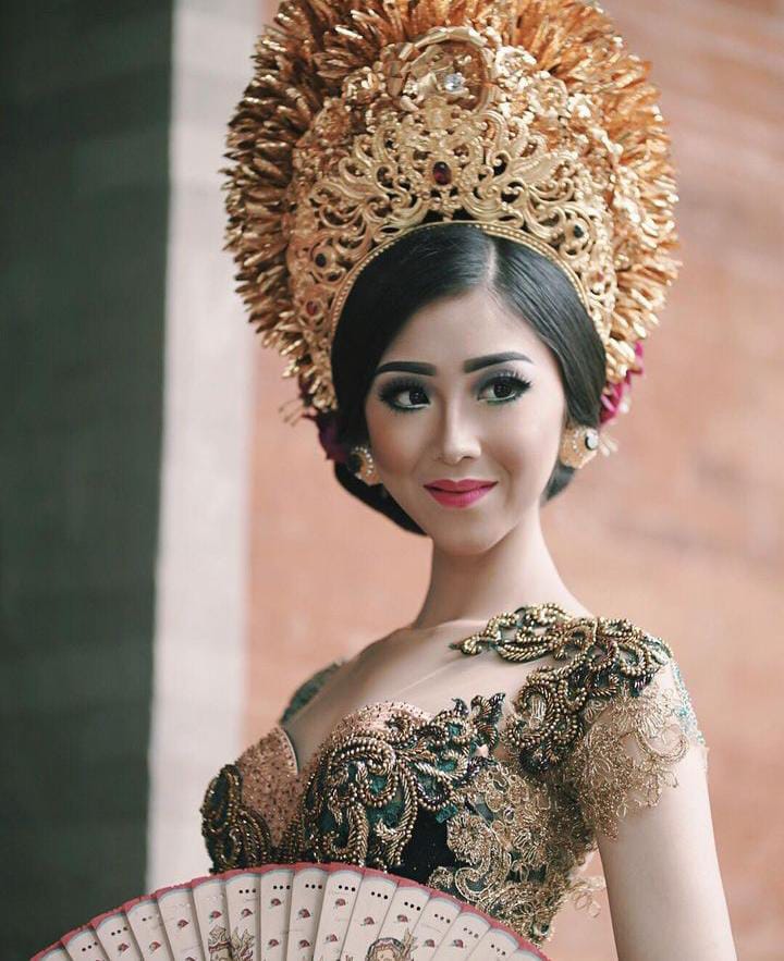 Ayu Saraswati KTT G20 berbagai sumber