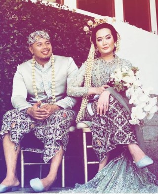 Momen pernikahan Zana Cobhita © 2022 berbagai sumber Momen pernikahan Zana Cobhita © 2022 berbagai sumber