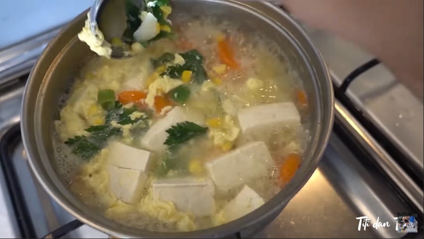 10 Inspirasi lauk ala Titi Kamal, nikmat dan antiribet