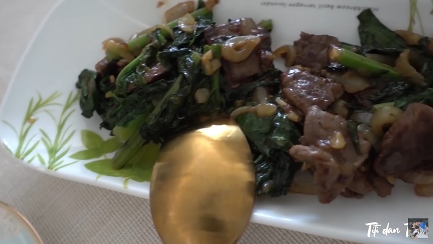 10 Inspirasi lauk ala Titi Kamal, nikmat dan antiribet