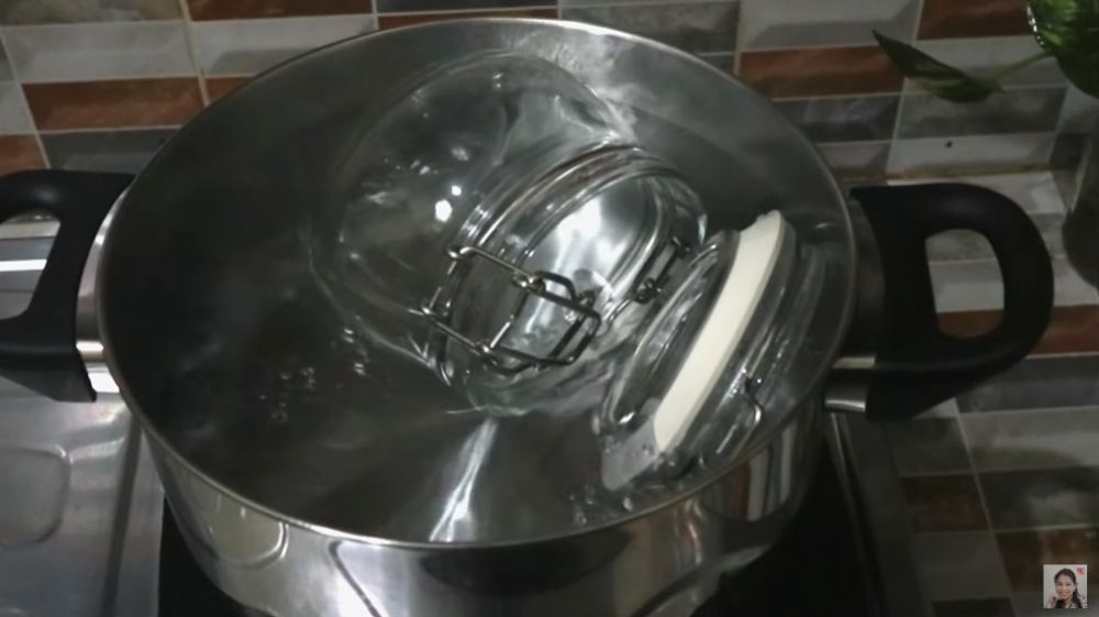 Cara mudah sterilkan toples kaca, makin aman untuk wadah makanan