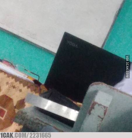 laptop guru nyeleneh © berbagai sumber laptop guru nyeleneh © berbagai sumber