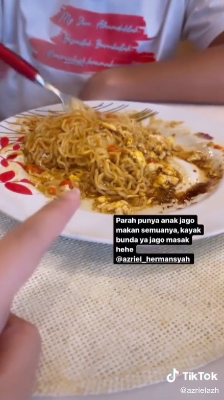 10 Kreasi masakan simpel ala Azriel Hermansyah, cocok buat pemula