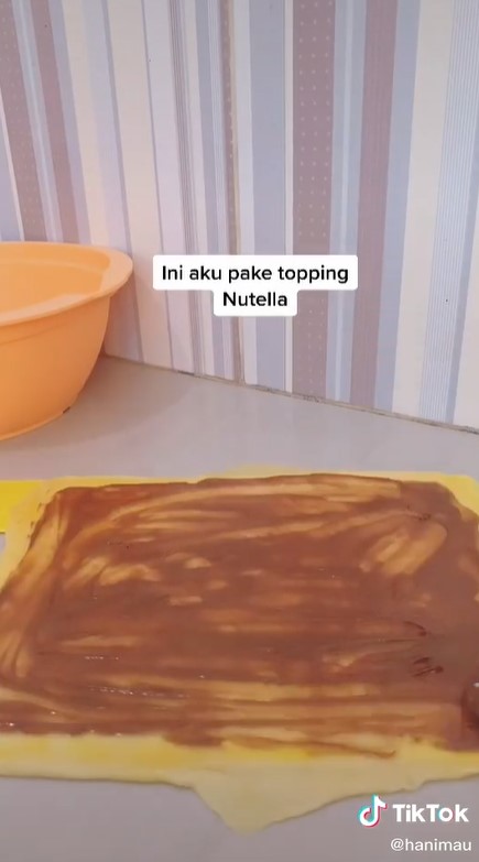 5 Trik menggulung adonan roti maryam agar bentuknya rapi dan cantik