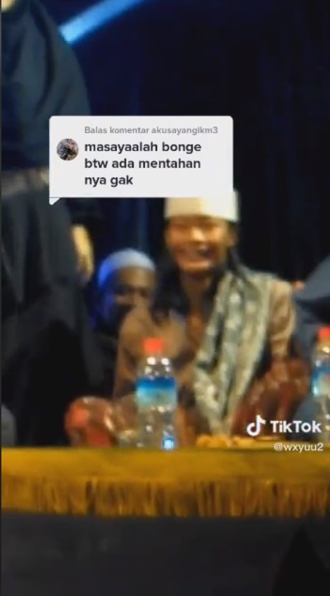 Bonge ikut acara sholawatan © berbagai sumber