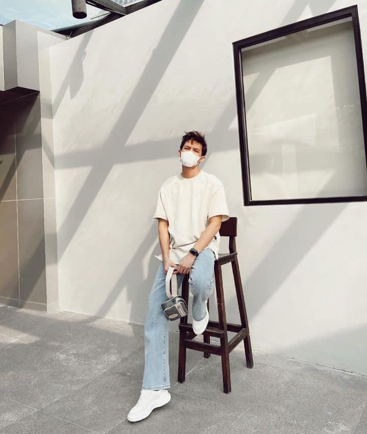 OOTD keren ala Rey Mbayang © 2022 brilio.net