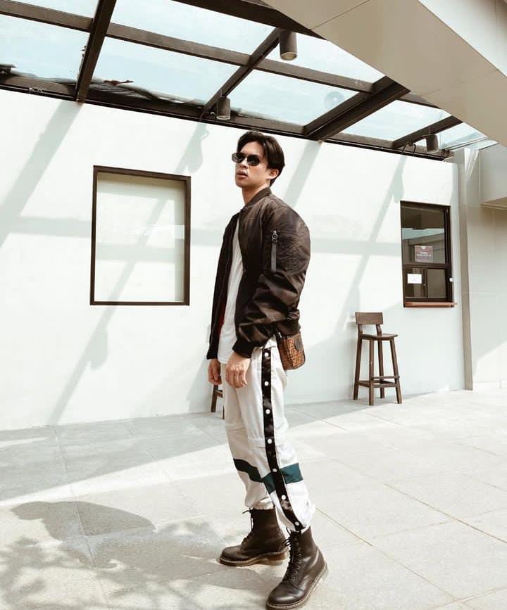 OOTD keren ala Rey Mbayang © 2022 brilio.net