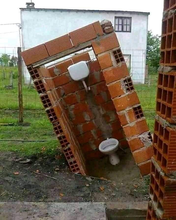 bangunan nggak simetris © berbagai sumber bangunan nggak simetris © berbagai sumber