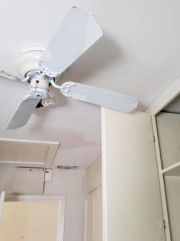 Pasang kipas angin Berbagai sumber