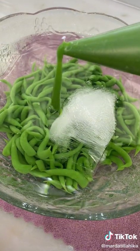 Trik mudah mencetak cendol tanpa alat khusus, antigagal