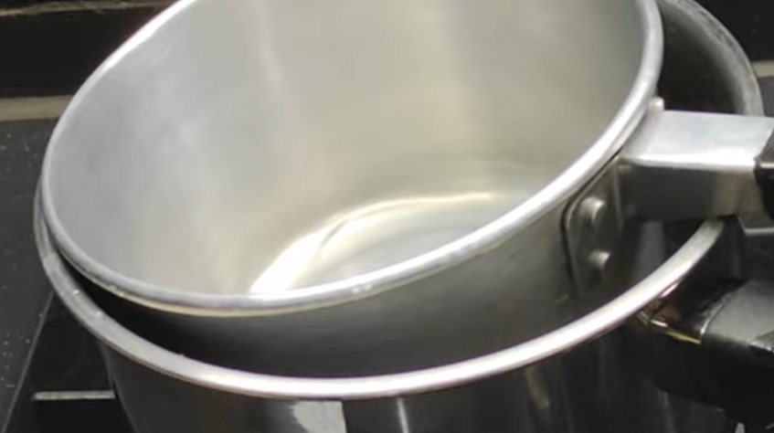 Trik cepat mencairkan santan beku, cuma 5 menit dan tak mudah pecah