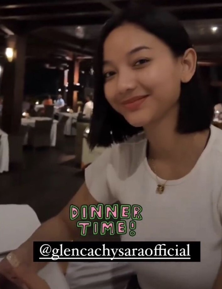 Glenca & Rendi bulan madu Berbagai sumber