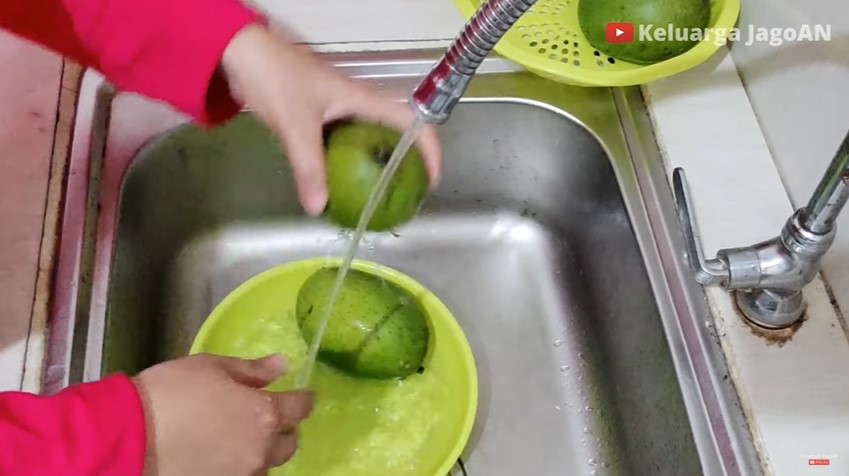 Cara jitu menyimpan buah mangga, tidak mudah busuk sampai 6 bulan