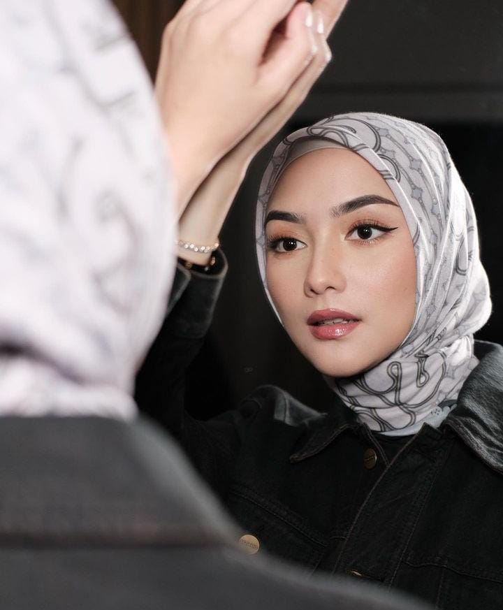 Potret Citra Kirana pakai efek makeup, disangka operasi plastik berbagai sumber Potret Citra Kirana pakai efek makeup, disangka operasi plastik berbagai sumber