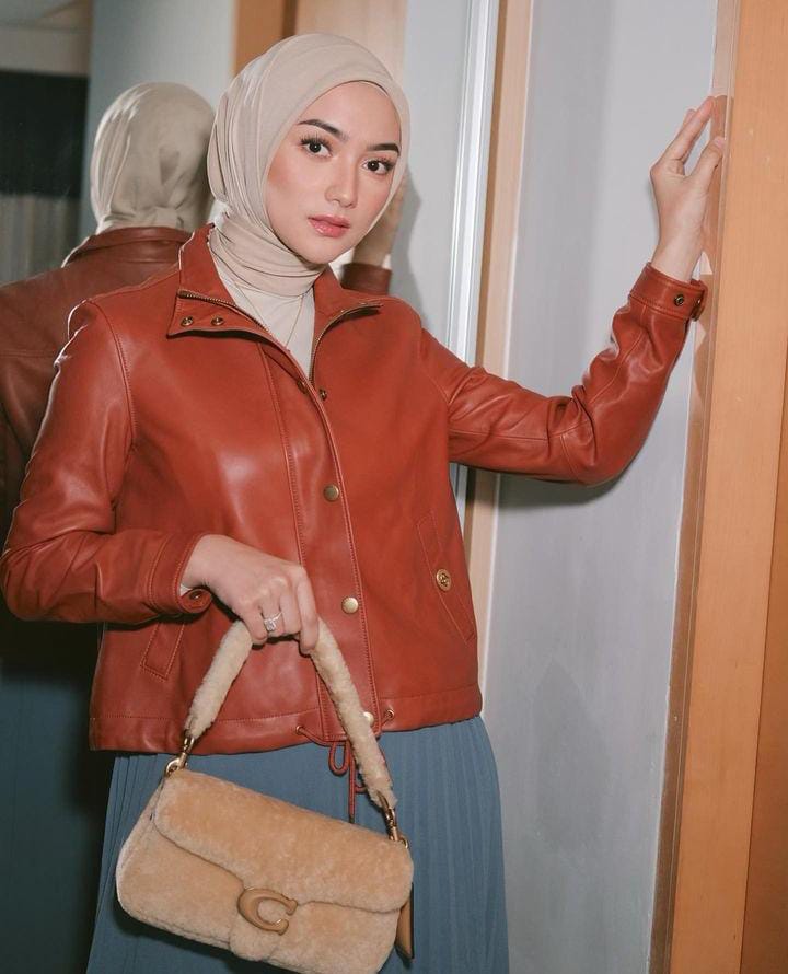 Potret Citra Kirana pakai efek makeup, disangka operasi plastik berbagai sumber Potret Citra Kirana pakai efek makeup, disangka operasi plastik berbagai sumber