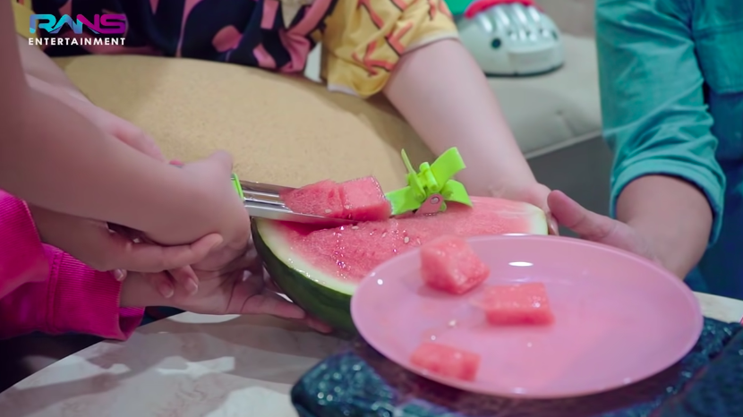 8 Alat dapur Nagita Slavina ini praktis, harga di bawah Rp 50 ribu