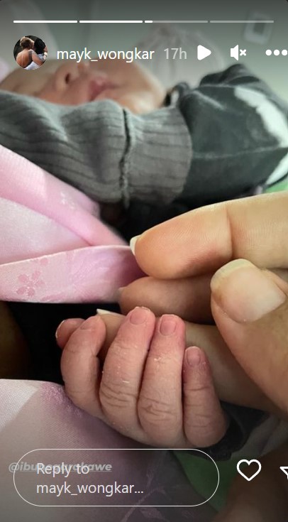 kelahiran anak pertama Mayky Wongkar © Instagram/@mayk_wongkar kelahiran anak pertama Mayky Wongkar © Instagram/@mayk_wongkar