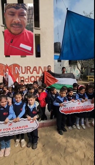 Palestina berdoa untuk korban Cianjur © 2022 berbagai sumber