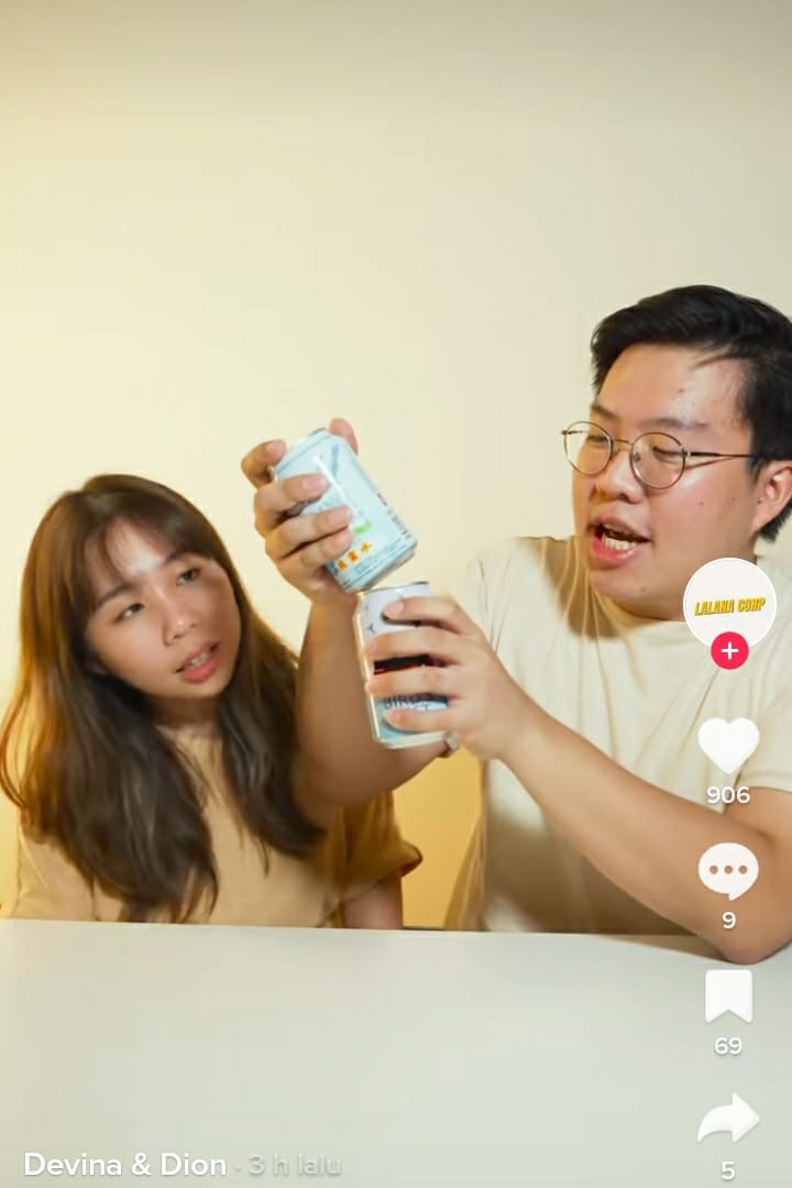 Trik buka tutup kaleng minuman ini unik, nggak bikin tangan sakit