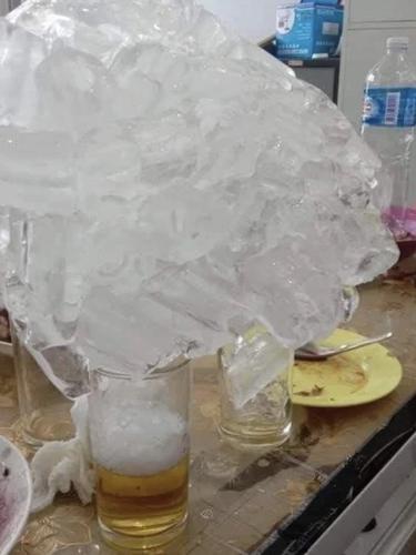 orang kalau keburu haus jadi nyeleneh © berbagai sumber