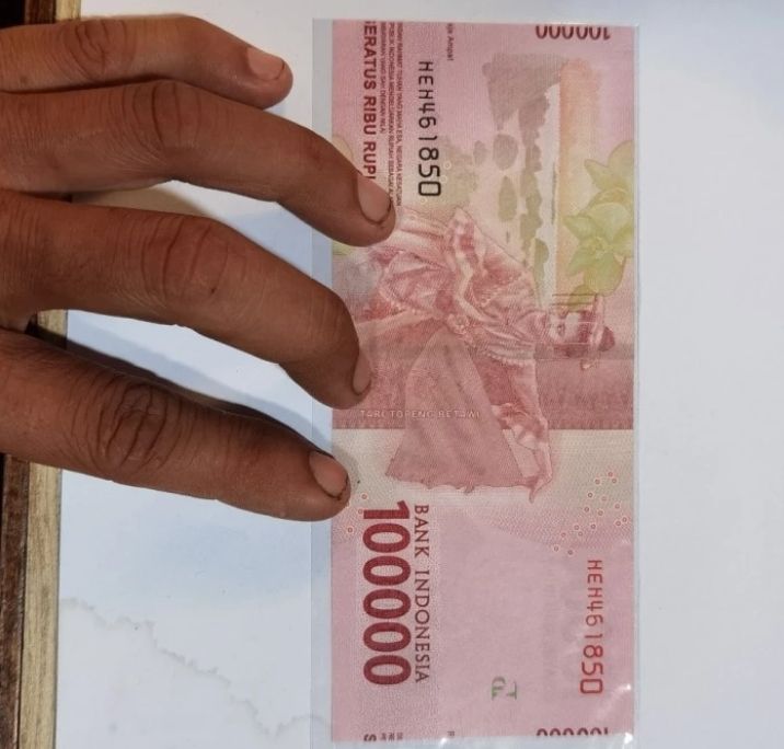 uang salah cetak nyeleneh © berbagai sumber