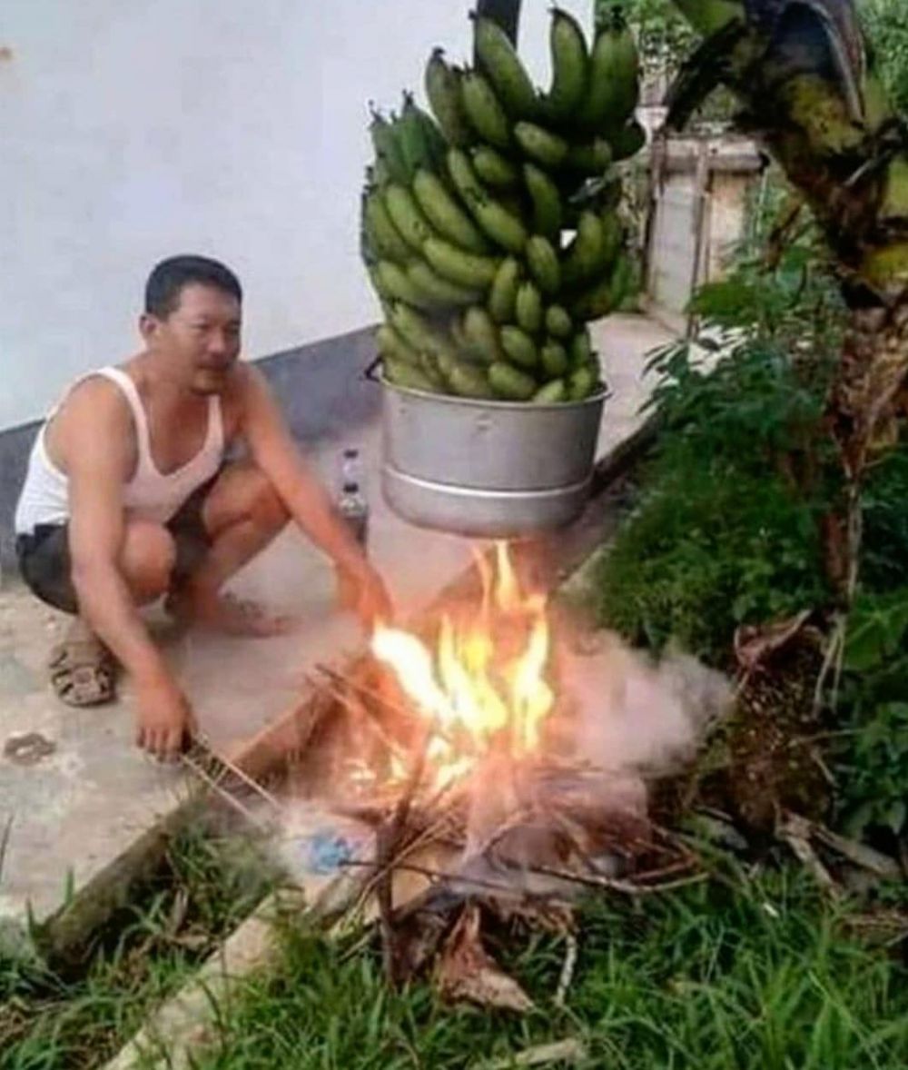 13 Penampakan nyeleneh di pohon pisang, ada yang bikin jantungan