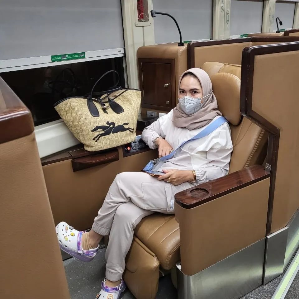 Potret umi kalsum awet muda © berbagai sumber