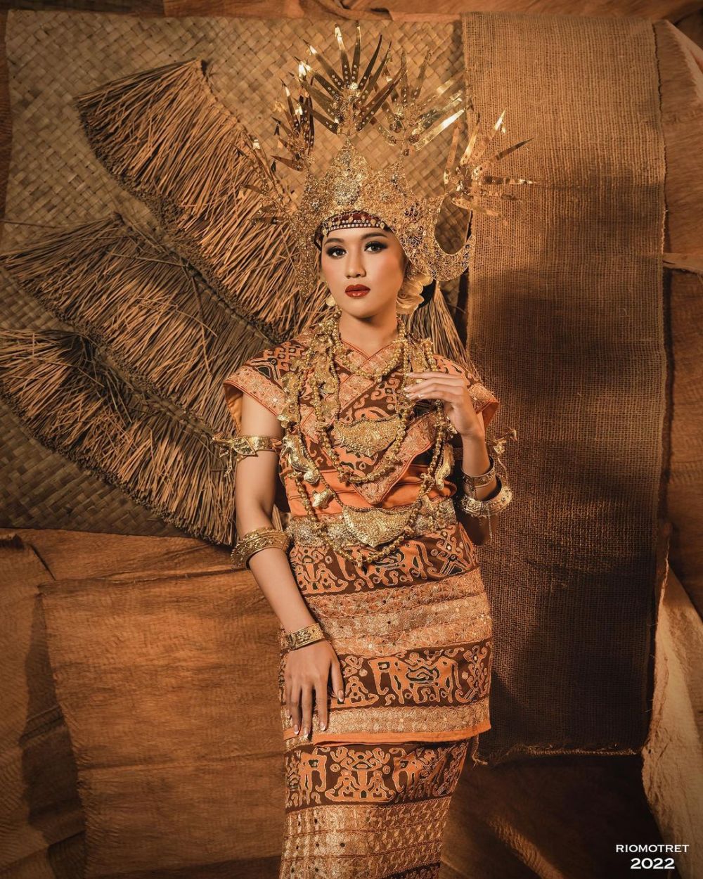 Erina Gudono mirip Iriana Jokowi © 2022 berbagai sumber