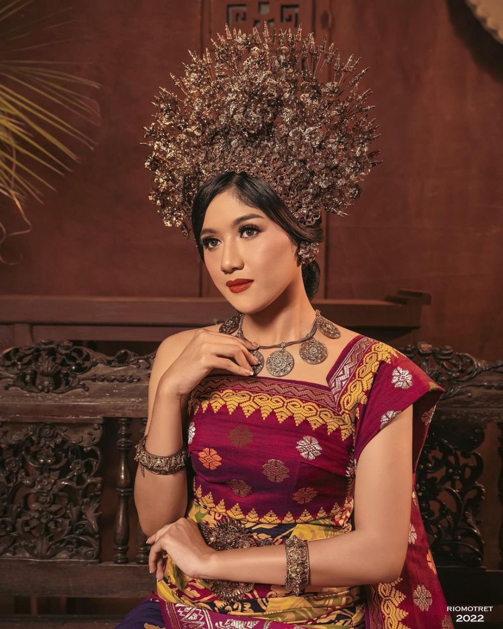 Erina Gudono mirip Iriana Jokowi © 2022 berbagai sumber